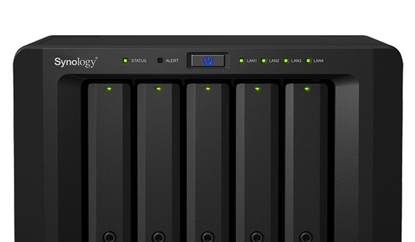 Synology DS1515+