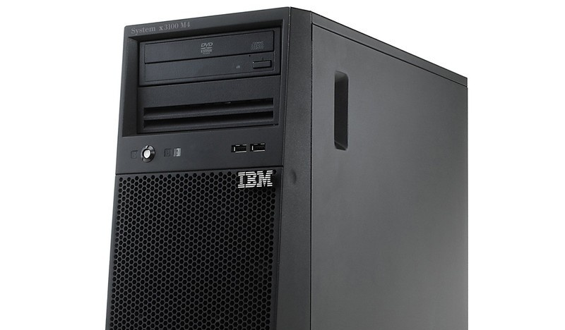 Lenovo System x3100 M4(2582A2C)